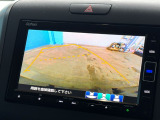 バックカメラのお写真です。駐車が苦手な方でも楽に駐車が行えますね♪
