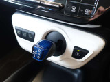 黒革調合成レザーシート!運転席・助手席シートヒーター!トヨタセーフティーセンス!衝突被害軽減ブレーキ!プリクラッシュセーフティ!レーンデパーチャーアラート!車線逸脱防止警報!オートマチックハイビーム!