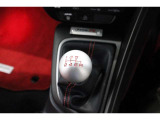 6速MTのお車です♪直感的な操作を楽しむことができます!