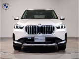☆BMWの代名詞とも言える【キドニーグリル】一目見ただけでBMW車であると認識できる確固たるアイコンとして存在感を放ちます☆