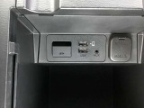 電源はこの中にあります