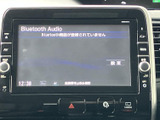 オーディオの選択画面から、利用する音源や設定を確認できます。画面表示がシンプルで、必要な項目を探しやすいのもポイント。普段の移動中に音楽を楽しみたい方に便利です。