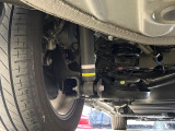 お車を安心してお乗りいただく為には、足回りの定期点検が欠かせません。サービスサポート(有償保証)では無料点検もご提供しており、安心のカーライフをお過ごしいただけるサポート体制が整っています。