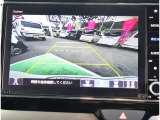 お車選びをお楽しみ頂けるよう、在庫車の展示スペースを十分に確保しております。