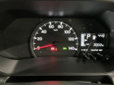 【メーターパネル】シンプルなデザインのメーターパネルは視認性が良く、必要な情報を運転手に分かりやすく伝えてくれます♪