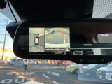 全方位カメラを装備!四方のカメラでまるで上から見たような画像で駐車をサポートします。バックカメラもガイドライン付です。安全のため、目視も忘れずに。。