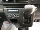 その他、ナビやドラレコの取付、保険の加入、ローン、修理、車検などお車に関することならすべて対応することができます。
