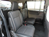 足元がゆったりしていて大人でも窮屈感がありません!