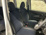 運転席まわりは、使用感も少なく良好な状態です。