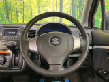 【純正革巻きステアリング】上質な革を使用することで、手にしっかり馴染みとても運転しやすいハンドルです♪