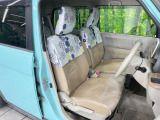 運転席シート廻りは使用感も少なく、良好な状態となっています。丁寧に使われていたことがよくわかりますね。