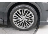 235/50RR21タイヤを装備しています※各ホイールのキズ等をご確認くださいませ。