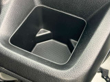 ドリンクホルダー装備☆運転席右側についていますのでドリンクも取り出しやすい☆