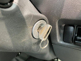 品質へのこだわり!専門のカークリーニング業者さんに依頼をして徹底的に内装・外装をキレイにしてもらっております。外装は磨きもしてもらっていますのでピカピカですね☆