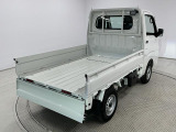 【3方開】荷台のゲートは3方向に。シーンに合わせ、効率よく荷物の積み下ろしが行えます♪