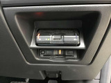 ETCが装着されています。再セットアップ後高速道路の料金所をノンストップで通過できて大変便利です。