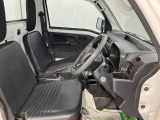 中古車は一物一価、同じようなお車でも、整備状況、外内装の状態など様々です。