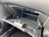ちょっとした小物を入れられる収納スペース!車内をスッキリまとめることができます!