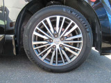 おしゃれは足元から♪♪『225/55R18インチ』♪♪日産純正アルミホイールをはいております♪♪