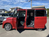 当店のお車をご覧いただきましてありがとうございます。お車についてのご質問やお見積りのご依頼、ご購入にあたってのご相談などは無料電話(0078-6002-312860)にお気軽にお問い合わせ下さい!