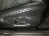 10WAYメモリー付きパワーシート!きちんとしたドライビングポジションがとれます。