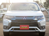 アウトランダーPHEV 2.4 G プラスパッケージ 4WD 