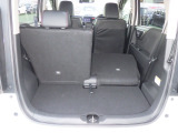 ◆◆間口部が広くて荷物の積み込みも楽に出来ますね!荷物によって片側のみシートを倒して荷室を広く使うことも可能な使い勝手の良い作りです☆