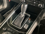 全てのトランスミッションのメリットを兼ね備えた理想的なAT、それがSKYACTIV-DRIVE(スカイアクティブドライブ)。「滑らかな変速」「ダイレクト感のあるシフトフィール」そして「低燃費」が特長!