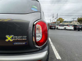 暗い道でも明るいライトでサクサク運転できますよ!