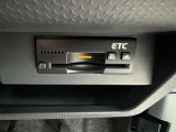 ETC車載器付きです。高速道路の料金所もスムーズに通過できます。