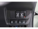 ◆◆両側電動スライドドア!!荷物で手が塞がる時など簡単にドアの開閉が出来ます!何より力いらずで開閉OK!女性やお年寄りにも優しい♪電動機能はOFFにもできますから元気なお子様の駆け出しも安心!