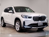 BMWのダイナミック且つエモーショナルなスタイルを印象付けるキャラクターライン(プレスライン)眺めているだけで溜め息の出る美しさです☆