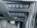 各種スイッチ類はこちらにレイアウトしています。