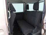 ゆとりある広々とした車内空間は、幅広く活躍します。