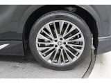 235/50RR21タイヤを装備しています※各ホイールのキズ等をご確認くださいませ。
