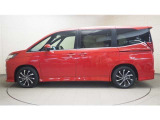 安心の納車前整備を実施します。その際にエンジンオイル、オイルエレメント、ワイパーゴムを交換いたします。