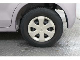タイヤサイズは155/80R13になります。溝数は約3ミリです。