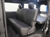 【R4年式/ハイエースワイドバン/ディーゼル2WD/DARKPRIMEⅡ】ベッドキッド付