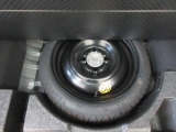 スペアタイヤを装備しています。
