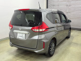 Honda SENSING装着車です。衝突を予測してブレーキをかけたり、前のクルマにちょうどいい距離で走行できる多彩な安心・快適機能を搭載した支援システムがドライバーをサポート。