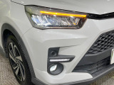 【シーケンシャルターンランプ付きLEDヘッドライト】人気の『流れるウィンカー』付きのLEDヘッドライトを装備♪高級感はもちろん、点灯時は存在感たっぷりで他車からも認識されやすく安心です。