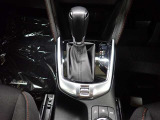 操作のしやすい6速オートマチック車