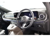 お気軽にお問い合わせください。Tel:075-325-0440 Mobile:070-2313-8676  中古車担当:時女まで