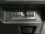 ETCが装着されています。再セットアップ後高速道路の料金所をノンストップで通過できて大変便利です。