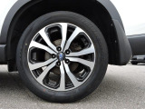 SUBARU 認定U-Carでは独自の厳しい基準を設けた「まごころクリーニング」を全車に実施。細かい汚れやニオイもケアした高品質なクルマをご提供します。