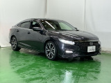 高効率なエンジンをモーターがアシストして走行中の燃費消費を抑えるハイブリッド。停車中もアイドリングストップにより燃費消費と排出ガスをなくします。