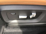 車両の詳細、ご質問につきましては、営業スタッフまでお気軽にご連絡下さいませ。遠方のお客様には実車の詳細動画送信も承ります。お問合せをお待ち致しております。