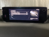 ハンドル操作をアシストすることにより車線からの逸脱回避を支援します。