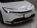 プリクラッシュセーフティに交差点右折時の対向直進車、ならびに右左折時の対向方向から横断してきた歩行者・自転車運転者も検知可能にした「Toyota Safety Sense」を装備しています。