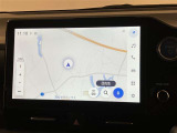 純正ナビを装備。タッチパネル式で使いやすく、お出かけもラクラクです。